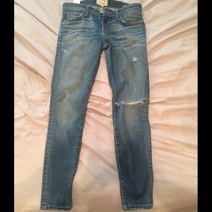 Current Elliot size 28